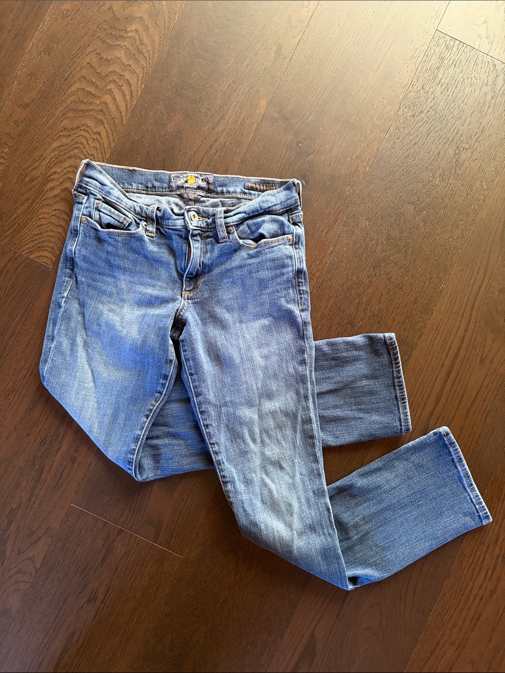 Lucky Brand Sweet Straight Mid/Low Rise Blue Jeans
